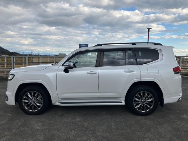 ランドクルーザー ＺＸ　ＭＯＰ純正ナビ（ＪＢＬ有）地デジリアシートエンターテイメントＳ３６０°カメラトヨタセーフティＳレーダークルーズＣ革シートサンルーフＢＳＭルーフレールＨＵＤモデリスタエアロＰバックドアＲＣＴＡ（4枚目）