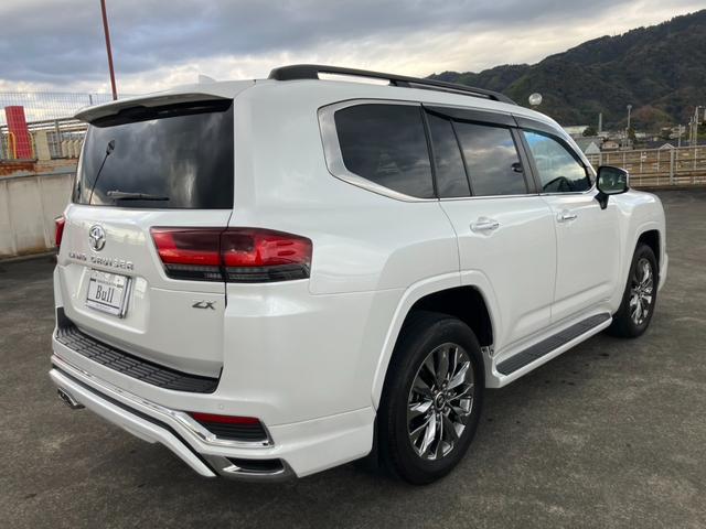 ランドクルーザー ＺＸ　ＭＯＰ純正ナビ（ＪＢＬ有）地デジリアシートエンターテイメントＳ３６０°カメラトヨタセーフティＳレーダークルーズＣ革シートサンルーフＢＳＭルーフレールＨＵＤモデリスタエアロＰバックドアＲＣＴＡ（8枚目）