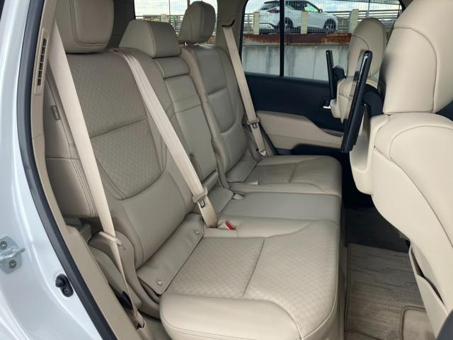 ランドクルーザー ＺＸ　ＭＯＰ純正ナビ（ＪＢＬ有）地デジリアシートエンターテイメントＳ３６０°カメラトヨタセーフティＳレーダークルーズＣ革シートサンルーフＢＳＭルーフレールＨＵＤモデリスタエアロＰバックドアＲＣＴＡ（10枚目）