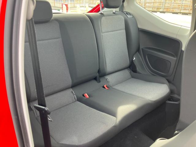 ���Ђł̓i�r�̎��t������A���~�A�G�A�����̃J�X�^�}�C�Y�̐��X�^�b�t�����܂��̂ŁA���v�]�Ȃǌ�����܂�����X�^�b�t�܂ł��C�y�ɂ��₢���킹�������B