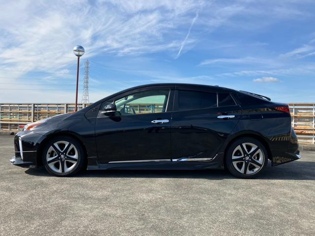 プリウス Sツーリングセレクション アルパインナビ 地デジ 360°カメラ 黒レザーS クルーズC Aハイビーム プリクラッシュ トヨタセーフティS モデリスタエアロFSR 純正17インチAW スマートキー Pスタート ETC(4枚目)