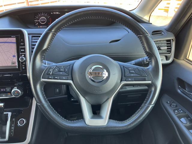 セレナ ハイウェイスター　Ｖセレクション　純正ナビ　地デジ　Ｂカメラ　クルーズＣ　Ａストップ　両側パワスラ　純正１８インチＡＷ　スマートキー　Ｐスタート　ＥＴＣ（15枚目）