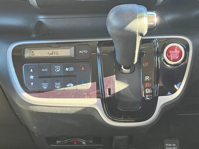 Ｎ－ＢＯＸカスタム Ｇ・Ｌパッケージ　社外ナビ　地デジ　Ｂカメラ　両側パワスラ　ＥＣＯＮ　スマートキー　Ｐスタート　ＥＴＣ（16枚目）