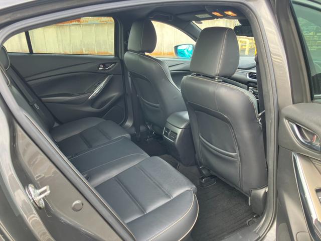 アテンザセダン ＸＤ　Ｌパッケージ　純正ナビ　Ｂカメラ　黒レザーＳ　Ｐシート　シートＨ　ステアリングＨ　レーダークルーズＣ　パドルシフト　アクティブセンス　Ｐセンサー　純正１９インチＡＷ　スマートキー　Ｐスタート　ＥＴＣ（10枚目）