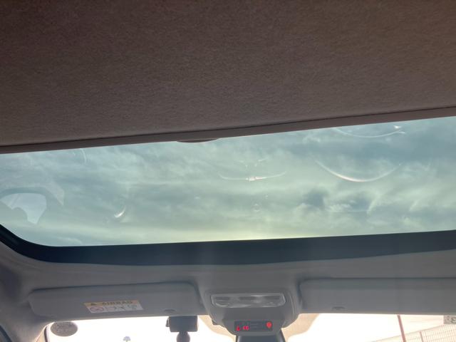 ���Ђł͕ʓr�ł̃p�[�c�E�i�r�E���̑��̕��i�̎��t���ɂ����[�Y�i�u���Ȏ��t���H���Ŕ[�Ԃ܂łɎ��t���܂��B�p�[�c�̎������݂����������v�ł�