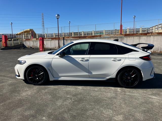 ���Ѓz�[���y�[�W�ɂĂ��Ԃ̏ڍ׏�񂪌���܂��B���ɂ��ቿ�i�A���i���ȍ݌Ɏԗ��𑽐��f�ڂ��Ă���܂��̂Ő��񂲗��������B