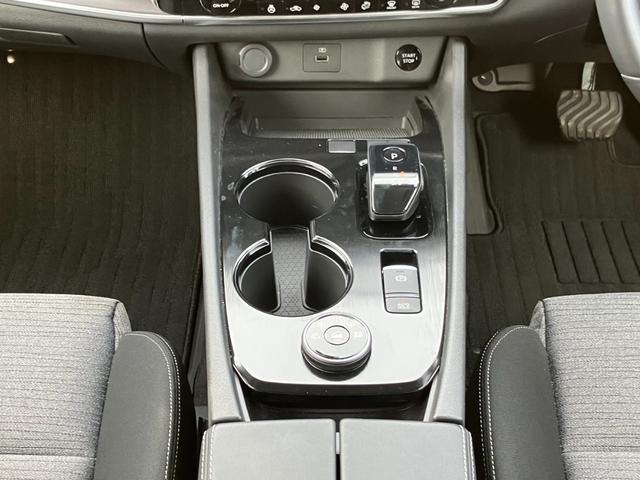 エクストレイル Ｘ　ｅ－４ＯＲＣＥ　純正９インチナビ　地デジ　Ｂカメラ　パワーシート　シートＨ　ステアリングＨ　Ｐバックドア　セーフティシールド　レーダークルーズＣ　ｅ－Ｐｅｄａｌ　スマートキー　Ｐスタート　ＥＴＣ（17枚目）