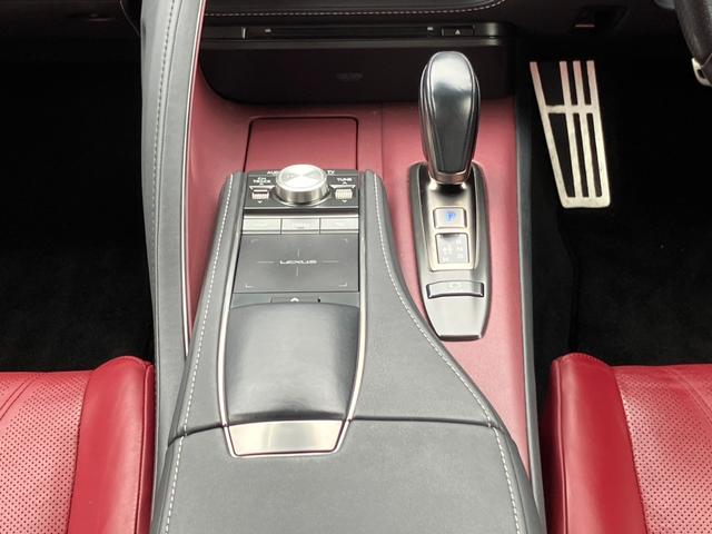 ＬＣ ＬＣ５００　Ｌパッケージ　純正ナビ　地デジ　Ｂカメラ　赤革シート　Ｐシート　シートＡＣ　ステアリングＨ　レクサスセーフティシステム　レーダークルーズＣ　ガラスルーフ　パドルシフト　ＨＵＤ　ＢＳＭ　スマートキー　Ｐスタート（17枚目）