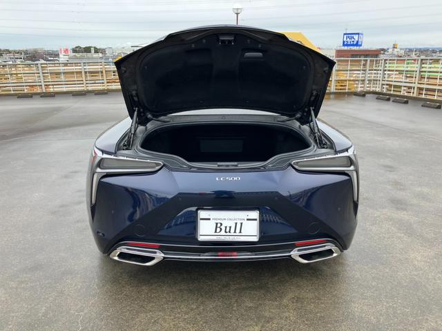 ＬＣ ＬＣ５００　Ｌパッケージ　純正ナビ　地デジ　Ｂカメラ　赤革シート　Ｐシート　シートＡＣ　ステアリングＨ　レクサスセーフティシステム　レーダークルーズＣ　ガラスルーフ　パドルシフト　ＨＵＤ　ＢＳＭ　スマートキー　Ｐスタート（21枚目）