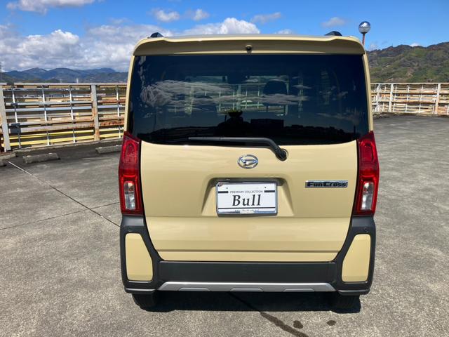 タント ファンクロス　純正ナビ　地デジ　Ｂカメラ　両側パワスラ　Ｐセンサー　ＰＣＳ　シートＨ　スマートアシスト　ＵＳＢ　ルーフレール　純正１４インチＡＷ　スマートキー　Ｐスマート　ＥＴＣ（7枚目）