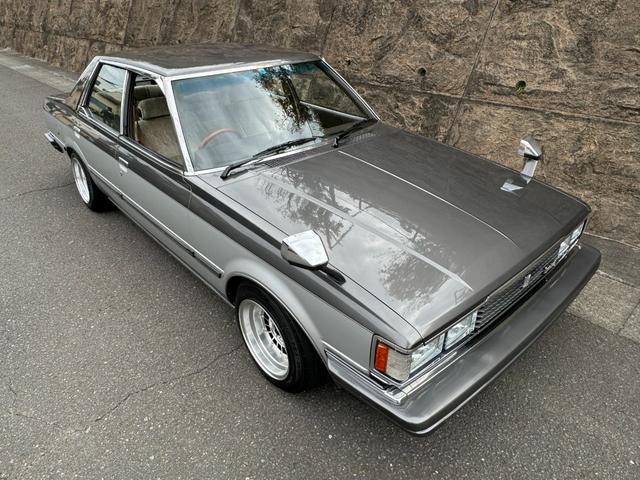 クレスタ スーパールーセント　角目４灯　グレーツートン　５速　フェンダーミラー　車高調　オリジナルマフラー　社外１４インチアルミ・フォーカスレーシング　社外デッキ　社外ステアリング　社外シフトノブ（10枚目）