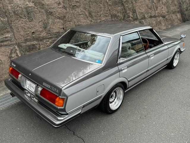 クレスタ スーパールーセント　角目４灯　グレーツートン　５速　フェンダーミラー　車高調　オリジナルマフラー　社外１４インチアルミ・フォーカスレーシング　社外デッキ　社外ステアリング　社外シフトノブ（11枚目）