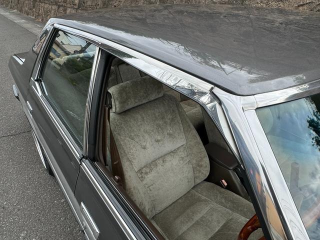 クレスタ スーパールーセント　角目４灯　グレーツートン　５速　フェンダーミラー　車高調　オリジナルマフラー　社外１４インチアルミ・フォーカスレーシング　社外デッキ　社外ステアリング　社外シフトノブ（18枚目）