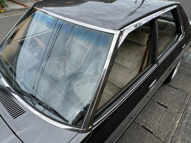 クレスタ スーパールーセント　角目４灯　グレーツートン　５速　フェンダーミラー　車高調　オリジナルマフラー　社外１４インチアルミ・フォーカスレーシング　社外デッキ　社外ステアリング　社外シフトノブ（19枚目）