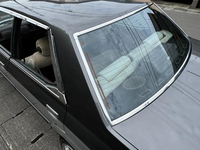 クレスタ スーパールーセント　角目４灯　グレーツートン　５速　フェンダーミラー　車高調　オリジナルマフラー　社外１４インチアルミ・フォーカスレーシング　社外デッキ　社外ステアリング　社外シフトノブ（21枚目）