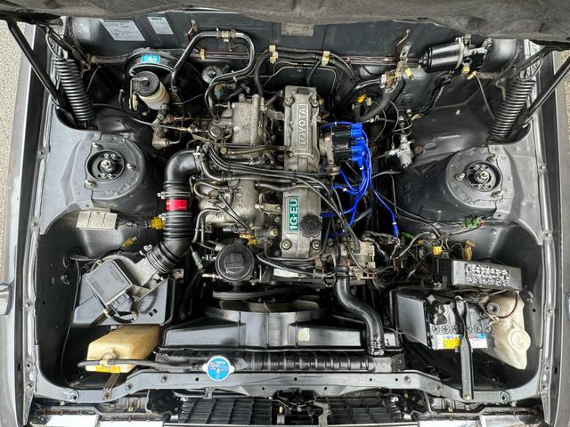 クレスタ スーパールーセント　角目４灯　グレーツートン　５速　フェンダーミラー　車高調　オリジナルマフラー　社外１４インチアルミ・フォーカスレーシング　社外デッキ　社外ステアリング　社外シフトノブ（29枚目）