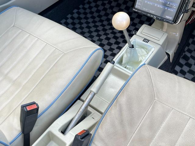 パオ キャンバストップ カスタム車両・全塗装(純正設定色)(元色ベージュ)・社外ホイール・社外マフラー・社外オーディオ・社外ハンドル・社外シフトノブ・社外追加メーター(36枚目)