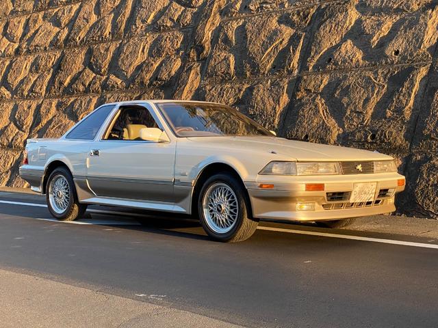 ソアラ ３．０ＧＴ－リミテッド　後期型　純正フルエアロ　パールツートン　純正エアサス　社外ＢＢＳアルミ（純正アルミあり）本革シート　内装植毛塗装（2枚目）