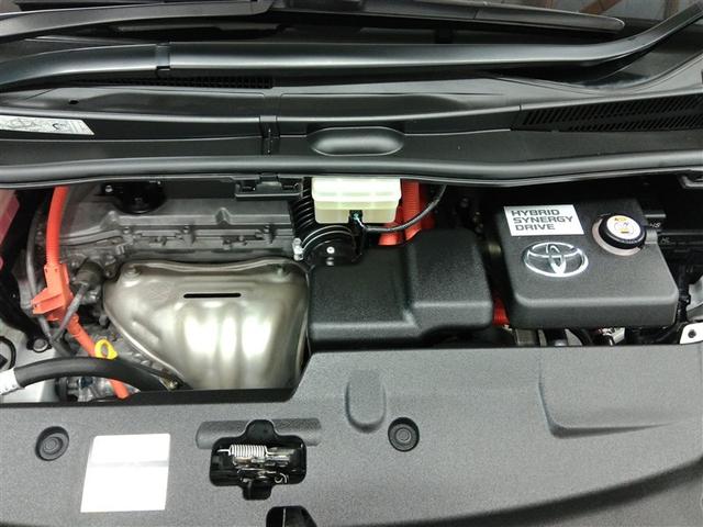 アルファードハイブリッド Ｇ　ハイブリッド　４ＷＤ　電動シート　安全装備　衝突被害軽減システム　横滑り防止機能　ＡＢＳ　エアバッグ　オートクルーズコントロール　盗難防止装置　バックカメラ　ＥＴＣ　ドラレコ　ＣＤ　スマートキー（8枚目）