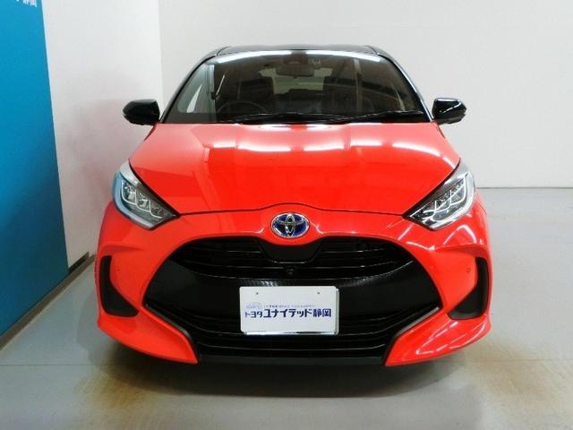 ヤリス ハイブリッドＺ　ハイブリッド　ワンオーナー　展示・試乗車　安全装備　衝突被害軽減システム　横滑り防止機能　ＡＢＳ　エアバッグ　オートクルーズコントロール　盗難防止装置　バックカメラ　ＥＴＣ　ドラレコ　スマートキー（4枚目）