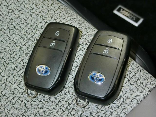 ヤリス ハイブリッドＺ　ハイブリッド　ワンオーナー　展示・試乗車　安全装備　衝突被害軽減システム　横滑り防止機能　ＡＢＳ　エアバッグ　オートクルーズコントロール　盗難防止装置　バックカメラ　ＥＴＣ　ドラレコ　スマートキー（22枚目）