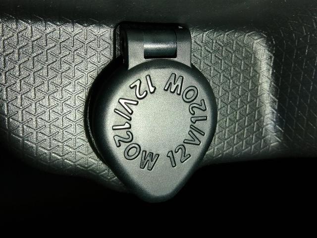 �P�Q�u�V�K-�\�P�b�g�ł��B