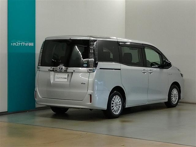 ヴォクシー ハイブリッドＶ　ハイブリッド　ワンオーナー　横滑り防止機能　ＡＢＳ　エアバッグ　オートクルーズコントロール　盗難防止装置　バックカメラ　ＥＴＣ　ミュージックプレイヤー接続可　ＣＤ　スマートキー　キーレス　フル装備（2枚目）