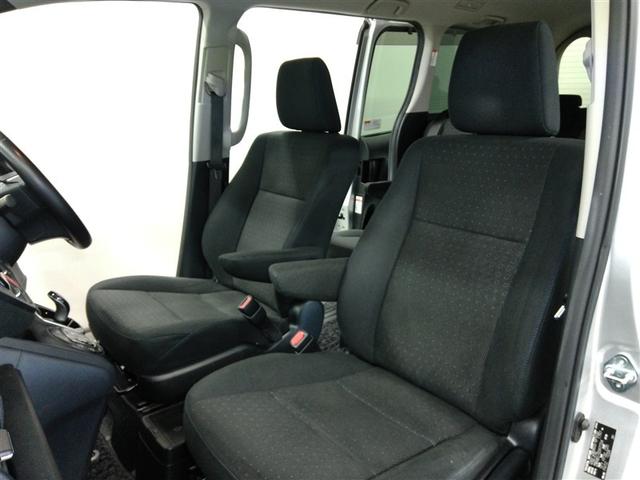 ヴォクシー ハイブリッドＶ　ハイブリッド　ワンオーナー　横滑り防止機能　ＡＢＳ　エアバッグ　オートクルーズコントロール　盗難防止装置　バックカメラ　ＥＴＣ　ミュージックプレイヤー接続可　ＣＤ　スマートキー　キーレス　フル装備（13枚目）