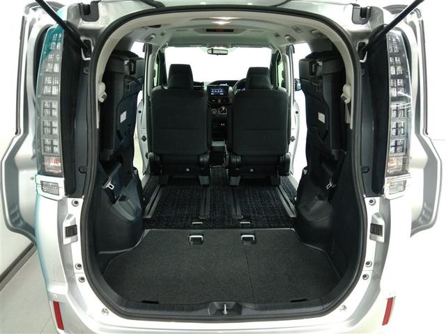 ヴォクシー ハイブリッドＶ　ハイブリッド　ワンオーナー　横滑り防止機能　ＡＢＳ　エアバッグ　オートクルーズコントロール　盗難防止装置　バックカメラ　ＥＴＣ　ミュージックプレイヤー接続可　ＣＤ　スマートキー　キーレス　フル装備（19枚目）