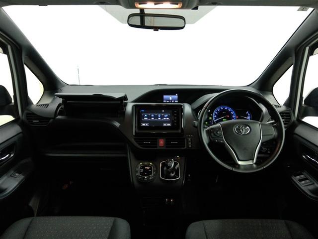 ヴォクシー ハイブリッドＶ　ハイブリッド　ワンオーナー　横滑り防止機能　ＡＢＳ　エアバッグ　オートクルーズコントロール　盗難防止装置　バックカメラ　ＥＴＣ　ミュージックプレイヤー接続可　ＣＤ　スマートキー　キーレス　フル装備（22枚目）