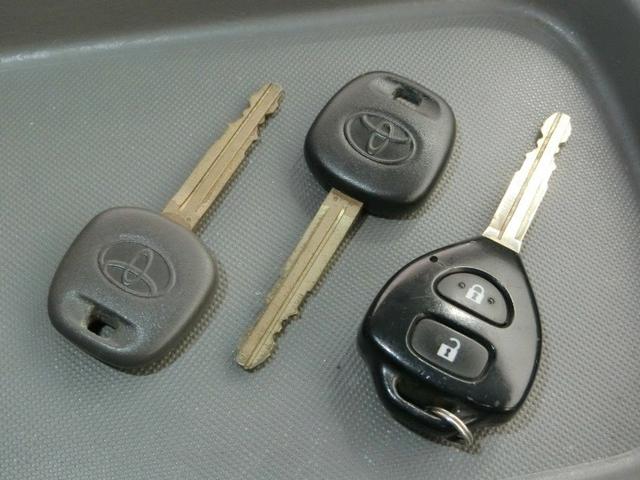 ハイエースバン ロングスーパーGL ABS エアバッグ 盗難防止装置 バックカメラ ETC ミュージックプレイヤー接続可 CD キーレス フル装備 Wエアコン オートマ(14枚目)