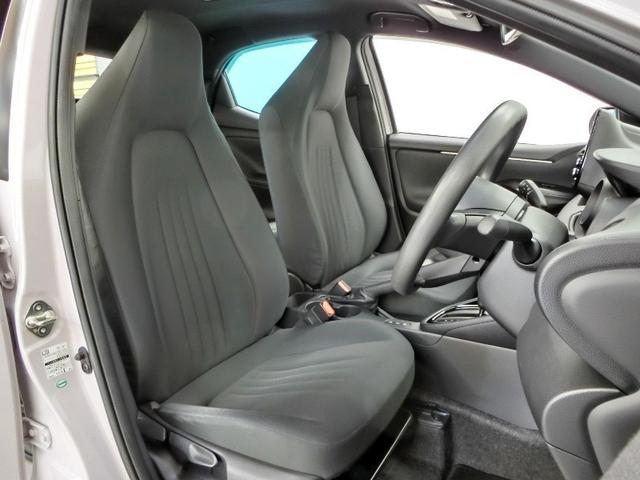 ヤリス ハイブリッドＧ　ハイブリッド　ワンオーナー　展示・試乗車　安全装備　衝突被害軽減システム　横滑り防止機能　ＡＢＳ　エアバッグ　オートクルーズコントロール　盗難防止装置　バックカメラ　ＥＴＣ　ドラレコ　スマートキー（11枚目）