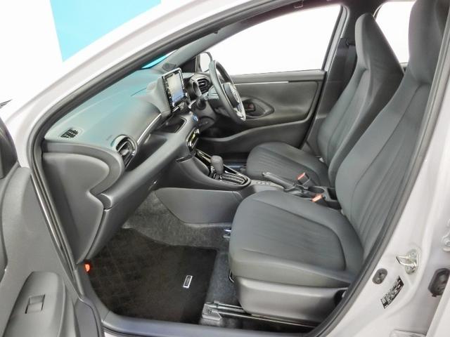 ヤリス ハイブリッドＧ　ハイブリッド　ワンオーナー　展示・試乗車　安全装備　衝突被害軽減システム　横滑り防止機能　ＡＢＳ　エアバッグ　オートクルーズコントロール　盗難防止装置　バックカメラ　ＥＴＣ　ドラレコ　スマートキー（12枚目）