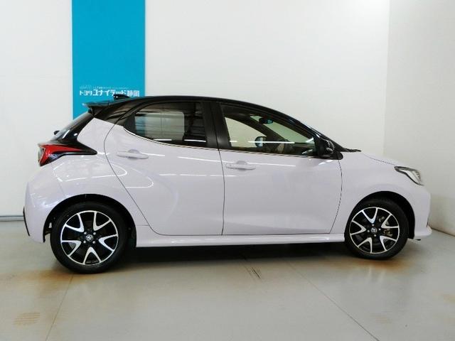 ヤリス ハイブリッドＺ　ハイブリッド　ワンオーナー　展示・試乗車　安全装備　衝突被害軽減システム　横滑り防止機能　ＡＢＳ　エアバッグ　オートクルーズコントロール　盗難防止装置　ナビ　バックカメラ　ＥＴＣ　ドラレコ　キーレス（4枚目）