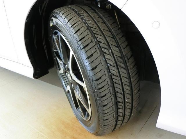 ヤリス ハイブリッドＺ　ハイブリッド　ワンオーナー　展示・試乗車　安全装備　衝突被害軽減システム　横滑り防止機能　ＡＢＳ　エアバッグ　オートクルーズコントロール　盗難防止装置　ナビ　バックカメラ　ＥＴＣ　ドラレコ　キーレス（10枚目）