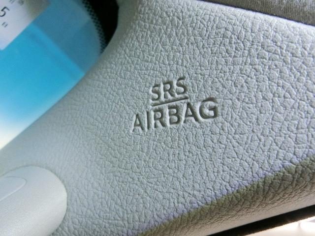 アルファード ２．５Ｓ　ワンオーナー　安全装備　衝突被害軽減システム　横滑り防止機能　ＡＢＳ　エアバッグ　オートクルーズコントロール　盗難防止装置　バックカメラ　後席モニター　ＥＴＣ　ドラレコ　ミュージックプレイヤー接続可（33枚目）