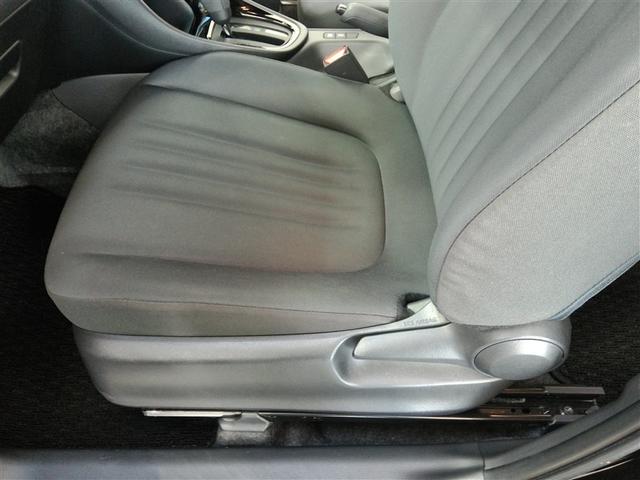 ヤリス Ｇ　ワンオーナー　安全装備　衝突被害軽減システム　横滑り防止機能　ＡＢＳ　エアバッグ　盗難防止装置　バックカメラ　ドラレコ　ミュージックプレイヤー接続可　スマートキー　キーレス　フル装備　オートマ（15枚目）