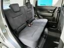 リアシートもゆったり座れます。