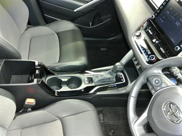 カローラクロス ハイブリッド　Ｚ　ハイブリッド　ワンオーナー　展示・試乗車　ハーフレザー　電動シート　安全装備　衝突被害軽減システム　横滑り防止機能　ＡＢＳ　エアバッグ　オートクルーズコントロール　盗難防止装置　ナビ　バックカメラ（12枚目）