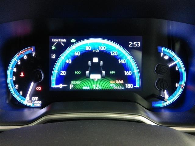 カローラクロス ハイブリッド　Ｚ　ハイブリッド　ワンオーナー　展示・試乗車　ハーフレザー　電動シート　安全装備　衝突被害軽減システム　横滑り防止機能　ＡＢＳ　エアバッグ　オートクルーズコントロール　盗難防止装置　ナビ　バックカメラ（15枚目）