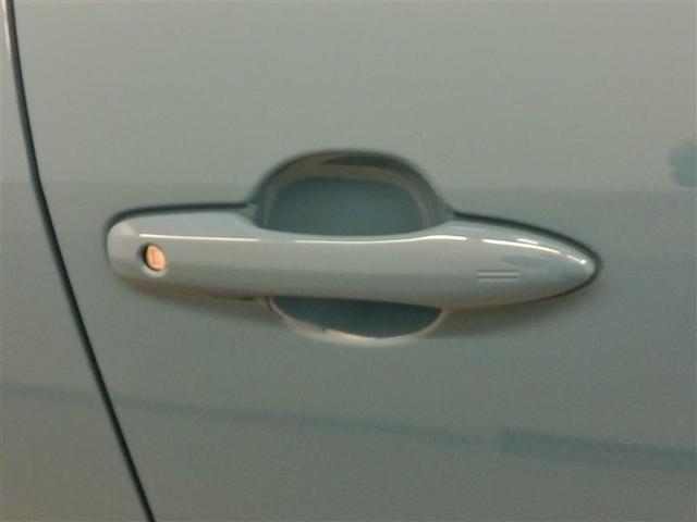 ヤリスクロス ハイブリッドＧ　ハイブリッド　ワンオーナー　安全装備　衝突被害軽減システム　横滑り防止機能　ＡＢＳ　エアバッグ　オートクルーズコントロール　盗難防止装置　ナビ　バックカメラ　ＥＴＣ　ドラレコ　スマートキー　キーレス（7枚目）