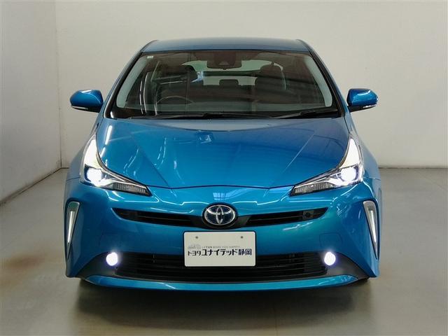 プリウス Ｓツーリングセレクション　ハイブリッド　ワンオーナー　安全装備　衝突被害軽減システム　横滑り防止機能　ＡＢＳ　エアバッグ　オートクルーズコントロール　盗難防止装置　バックカメラ　ミュージックプレイヤー接続可　ＣＤ　スマートキー（5枚目）