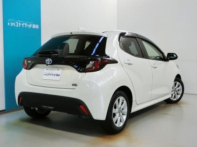 ヤリス ハイブリッドＧ　ハイブリッド　ワンオーナー　安全装備　衝突被害軽減システム　横滑り防止機能　ＡＢＳ　エアバッグ　オートクルーズコントロール　盗難防止装置　ナビ　バックカメラ　ＥＴＣ　ドラレコ　スマートキー　キーレス（2枚目）