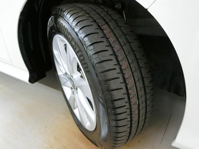 ヤリス ハイブリッドＧ　ハイブリッド　ワンオーナー　安全装備　衝突被害軽減システム　横滑り防止機能　ＡＢＳ　エアバッグ　オートクルーズコントロール　盗難防止装置　ナビ　バックカメラ　ＥＴＣ　ドラレコ　スマートキー　キーレス（10枚目）