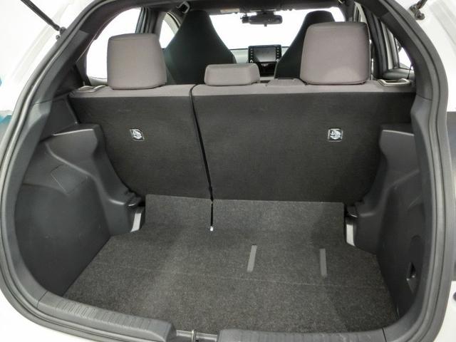 ヤリス ハイブリッドＧ　ハイブリッド　ワンオーナー　安全装備　衝突被害軽減システム　横滑り防止機能　ＡＢＳ　エアバッグ　オートクルーズコントロール　盗難防止装置　ナビ　バックカメラ　ＥＴＣ　ドラレコ　スマートキー　キーレス（15枚目）