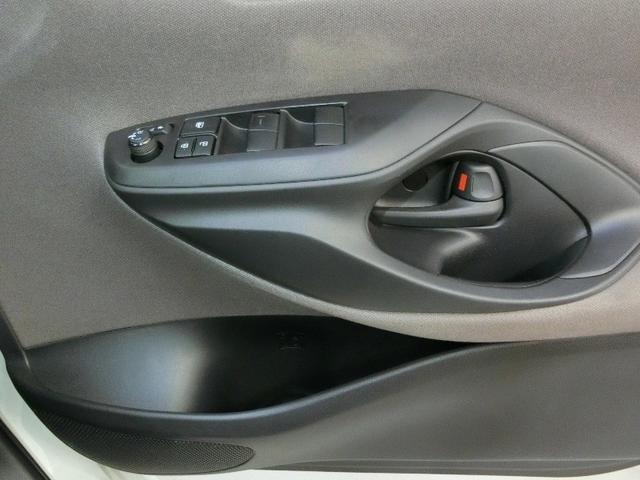 ヤリス ハイブリッドＧ　ハイブリッド　ワンオーナー　安全装備　衝突被害軽減システム　横滑り防止機能　ＡＢＳ　エアバッグ　オートクルーズコントロール　盗難防止装置　ナビ　バックカメラ　ＥＴＣ　ドラレコ　スマートキー　キーレス（28枚目）