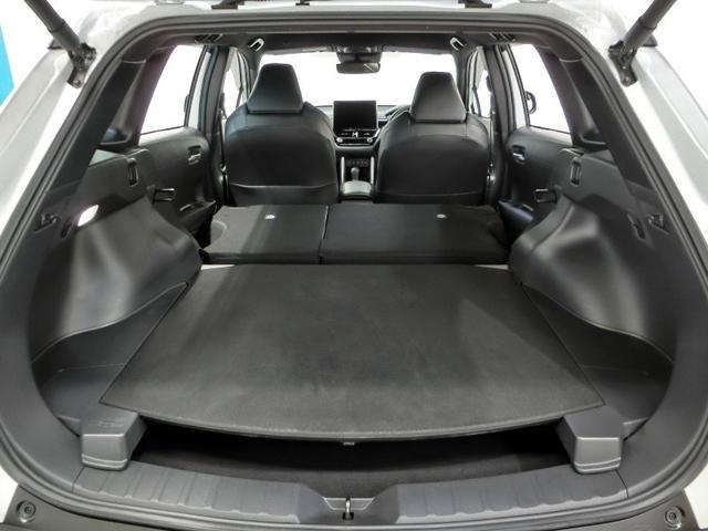 カローラクロス ハイブリッド　Ｚ　ハイブリッド　ワンオーナー　ハーフレザー　電動シート　安全装備　衝突被害軽減システム　横滑り防止機能　ＡＢＳ　エアバッグ　オートクルーズコントロール　盗難防止装置　バックカメラ　ＥＴＣ　ドラレコ（7枚目）