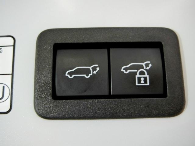 カローラクロス ハイブリッド　Ｚ　ハイブリッド　ワンオーナー　ハーフレザー　電動シート　安全装備　衝突被害軽減システム　横滑り防止機能　ＡＢＳ　エアバッグ　オートクルーズコントロール　盗難防止装置　バックカメラ　ＥＴＣ　ドラレコ（19枚目）