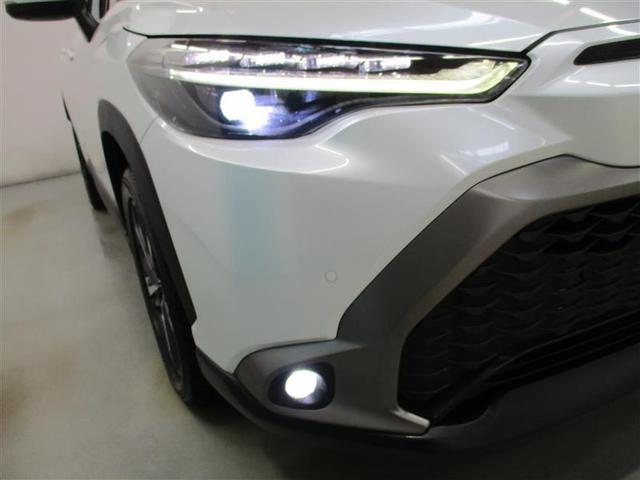 カローラクロス ハイブリッド　Ｚ　ハイブリッド　ワンオーナー　展示・試乗車　ハーフレザー　電動シート　安全装備　衝突被害軽減システム　横滑り防止機能　ＡＢＳ　エアバッグ　オートクルーズコントロール　盗難防止装置　ナビ　バックカメラ（3枚目）