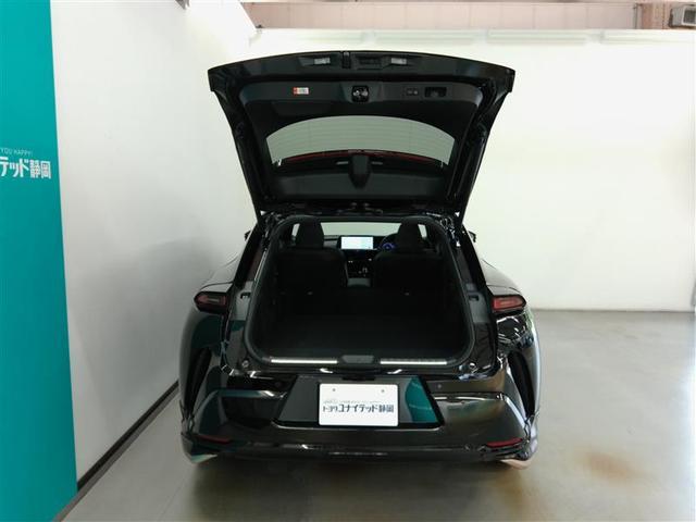 クラウンスポーツ Ｚ　ハイブリッド　ワンオーナー　４ＷＤ　サンルーフ　革シート　電動シート　安全装備　衝突被害軽減システム　横滑り防止機能　ＡＢＳ　エアバッグ　オートクルーズコントロール　盗難防止装置　バックカメラ　ＥＴＣ（36枚目）